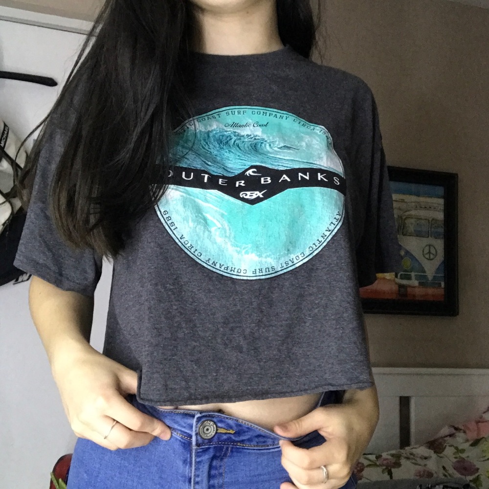 Outer Banks Cropped Tee